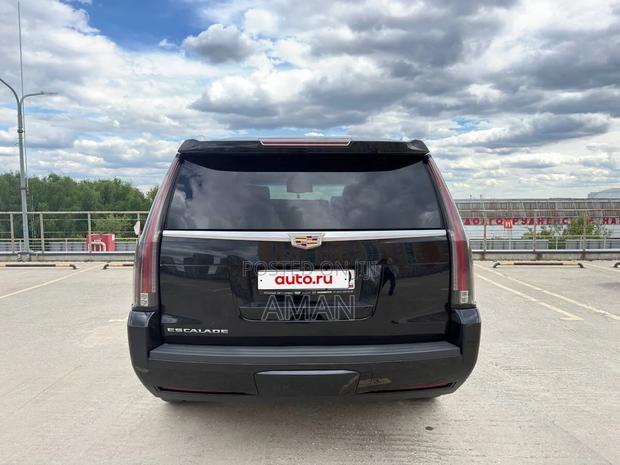 Cadillac Escalade 2018