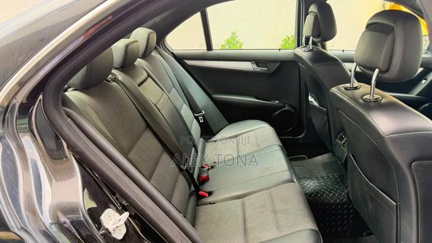 Mercedes-Benz C180 2008 Black