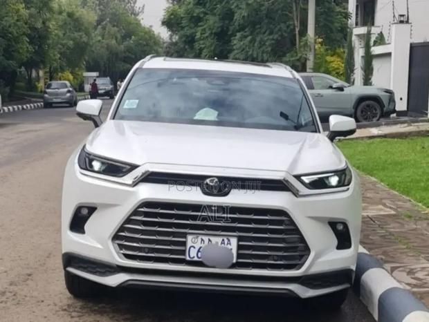 Toyota Grand Highlander 2025 White