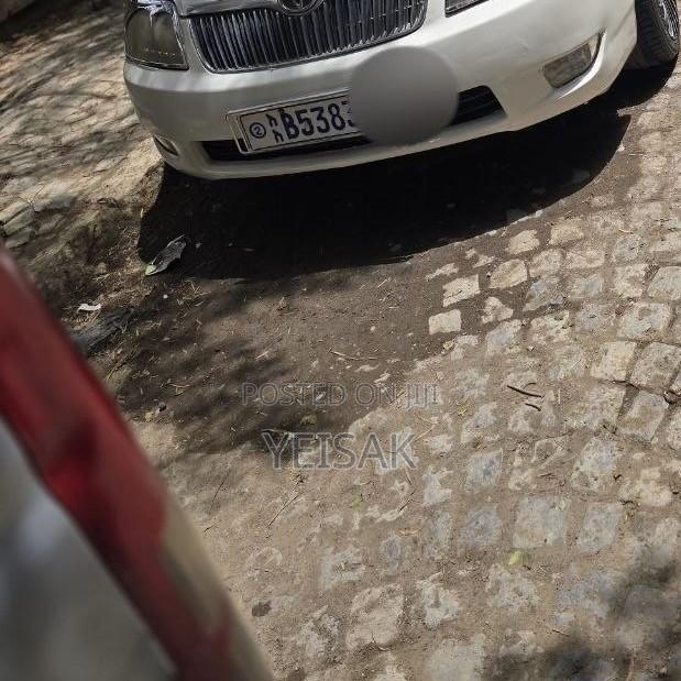 Toyota Corolla 2007 White