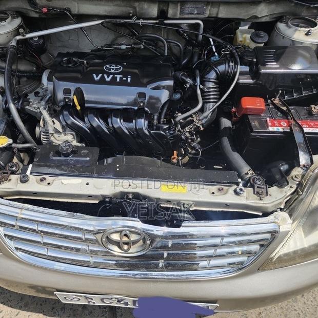 Toyota Corolla 2003 Silver