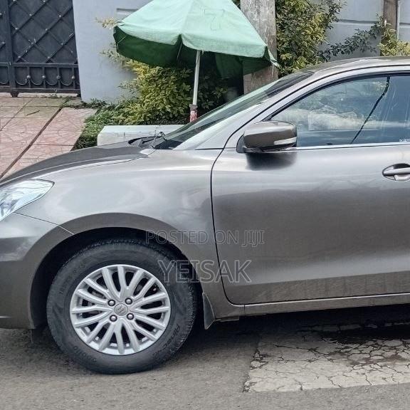 Suzuki Dzire 2022 Gray