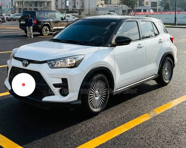 Toyota Raize 2022 Purple