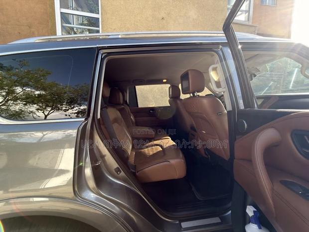 Infiniti QX80 2020 Teal