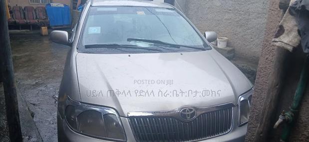 Toyota Corolla 2008 Gold