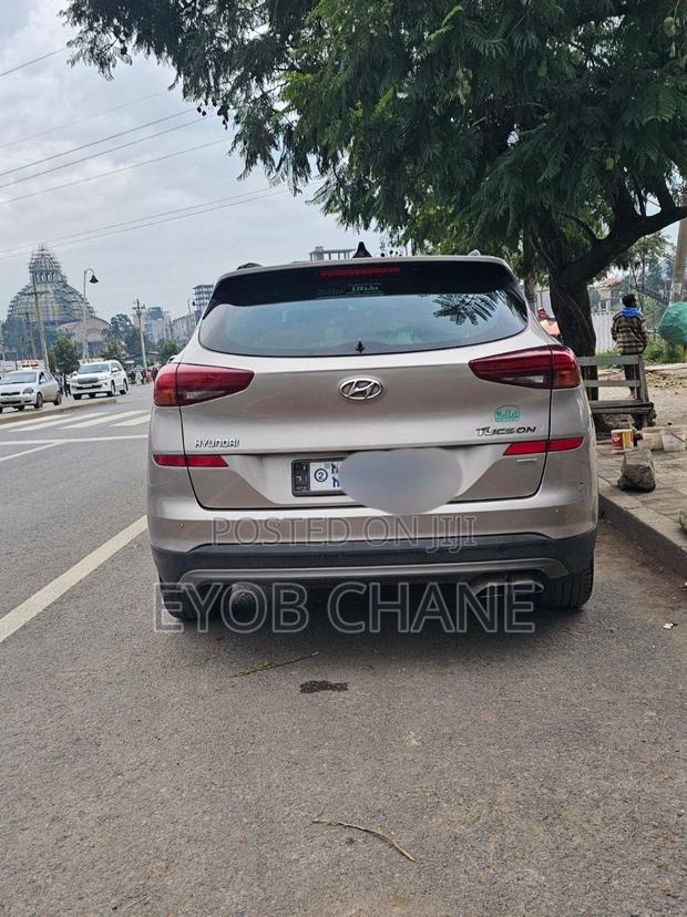 Hyundai Tucson 2020 Gold