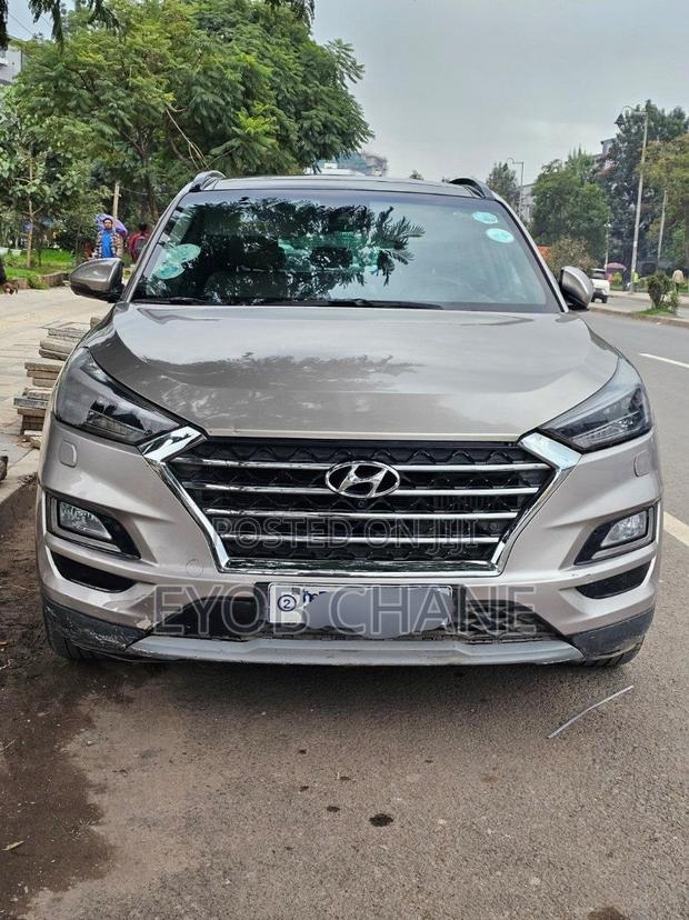 Hyundai Tucson 2020 Gold
