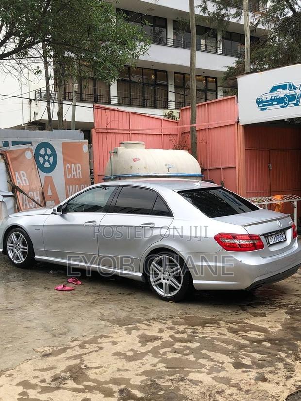 Mercedes-Benz E200 2013 Silver