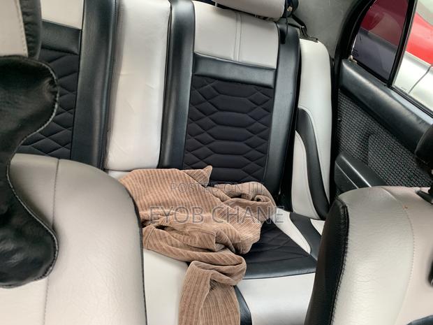 Mercedes-Benz E200 2013 Silver