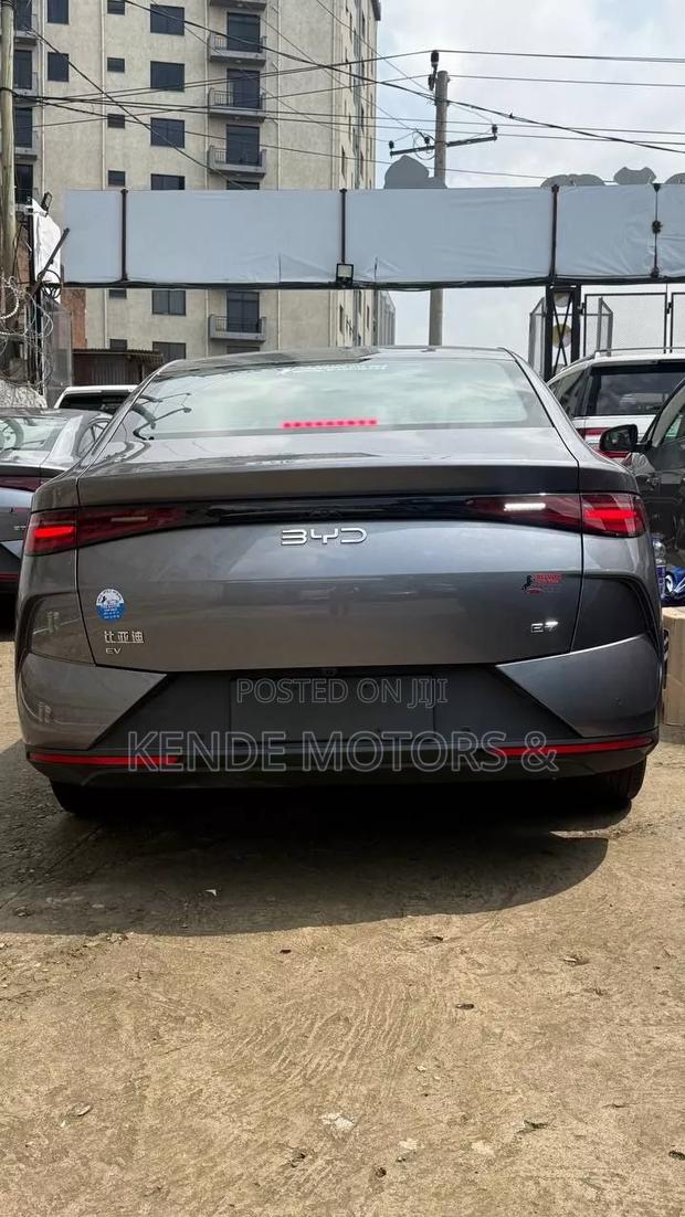 New BYD E1 2025 Black