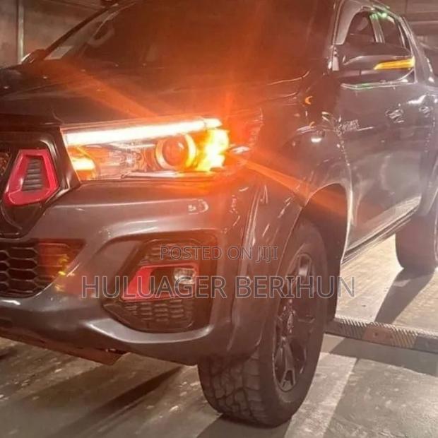 Toyota Hilux 2019 Black