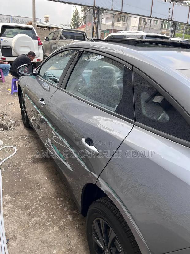 New BYD E2 43 kWh 94 hp FWD 2025 Gray