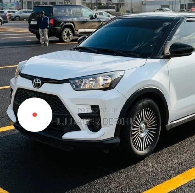 Toyota Raize 2022 White
