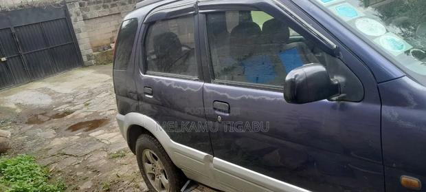 Daihatsu Terios 2005 Beige