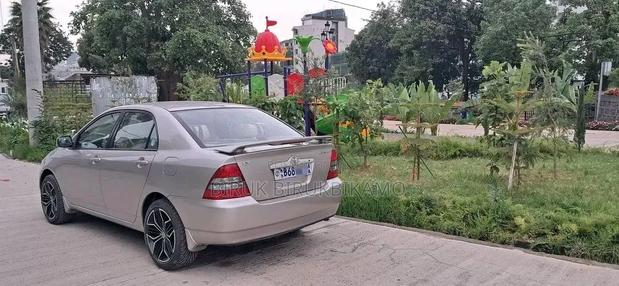 Toyota Corolla 2004 Gray