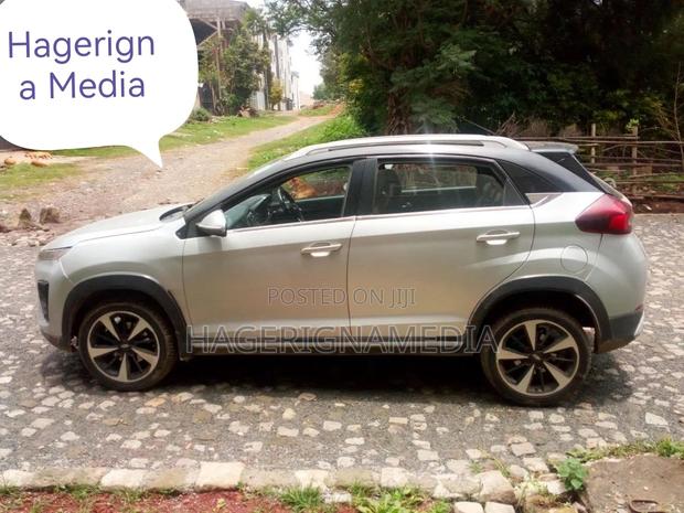 Chery Tiggo 2 2022 Silver