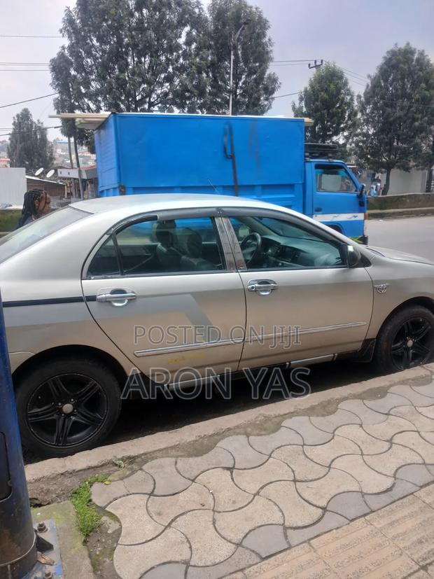 Toyota Corolla 2005 Gray