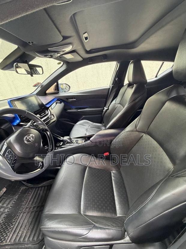 Toyota C-HR 2023 White