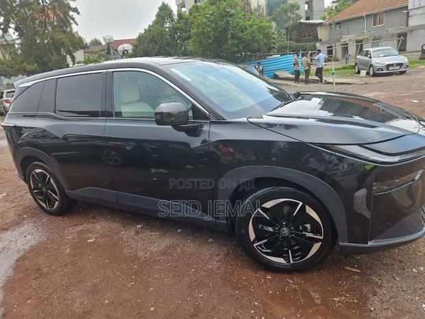 Toyota bZ3 2025 Matt Black