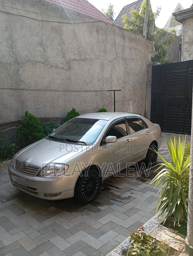 Toyota Corolla Verso Automatic 2003 Gold