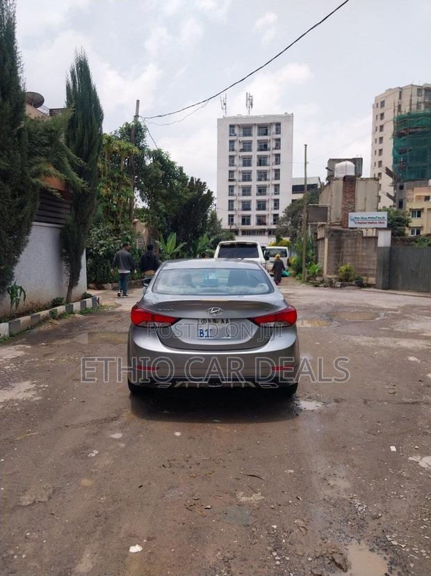 Hyundai Avante 2014 Gray