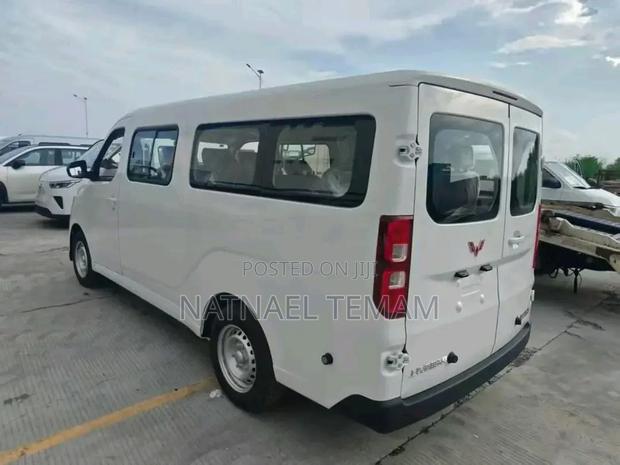 Wuling Sunshine 2025 White
