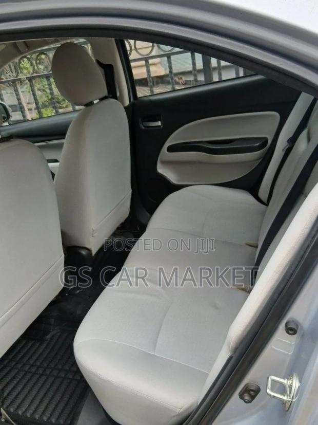 Mitsubishi Attrage 2022 Gray