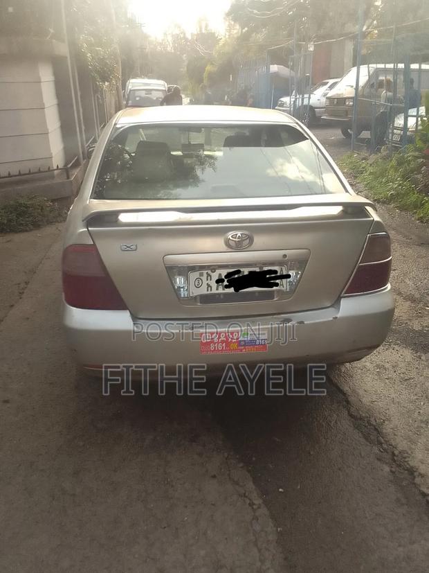 Toyota Corolla 2005 Gold