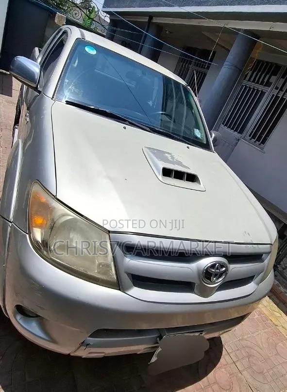 Toyota Hilux 2008 Silver