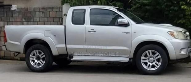 Toyota Hilux 2008 Silver
