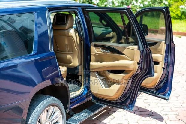 Cadillac Escalade 2018 Black