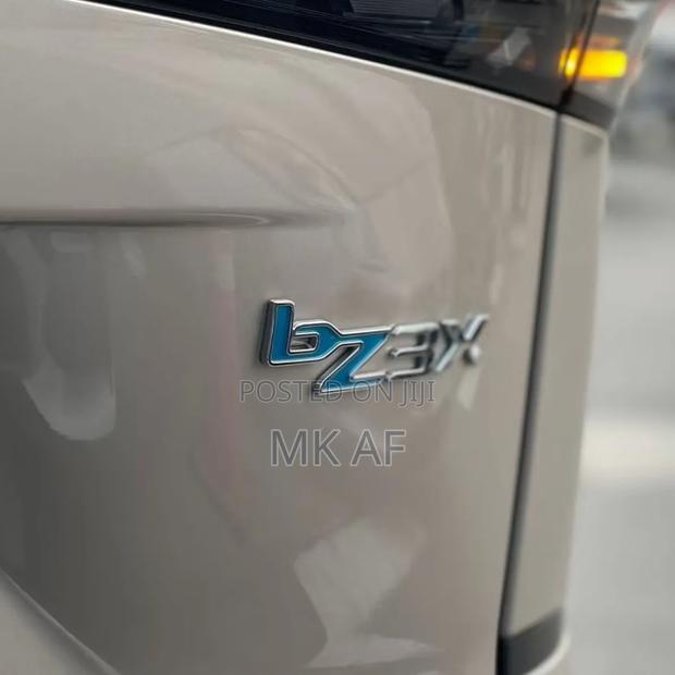 New Toyota bZ3 2025 Gold