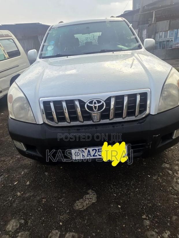 Toyota Land Cruiser Prado 2008 Silver