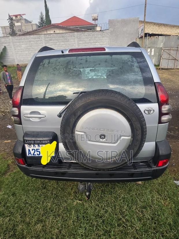 Toyota Land Cruiser Prado 2008 Silver