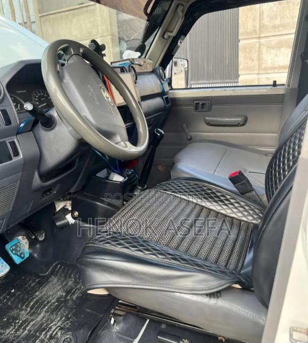 Toyota Land Cruiser 2020 White