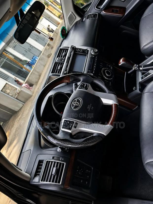 Toyota Land Cruiser Prado 2015 Gray