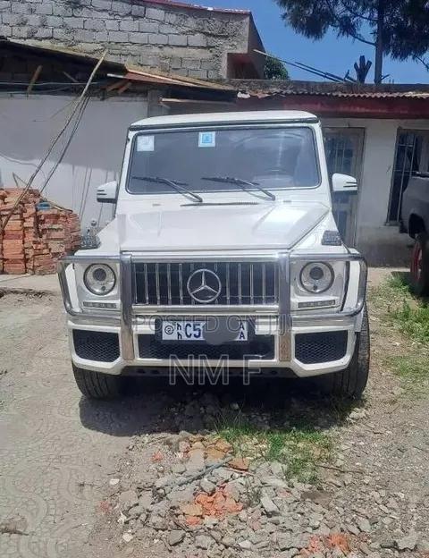 Mercedes-Benz G-Class 2000 White
