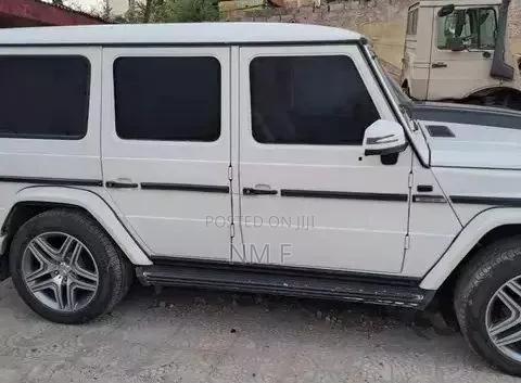 Mercedes-Benz G-Class 2000 White