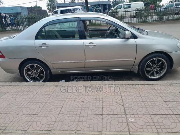 Toyota Corolla 2004