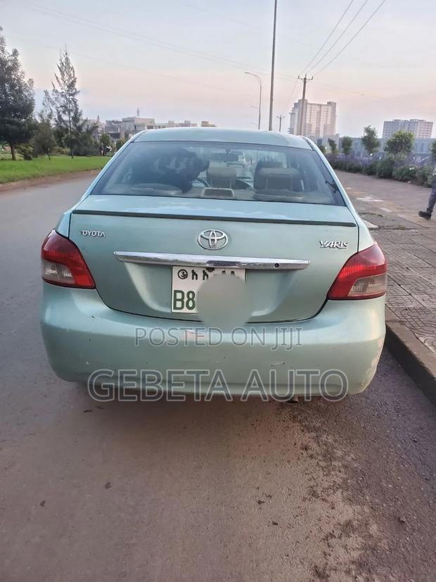 Toyota Yaris 2006