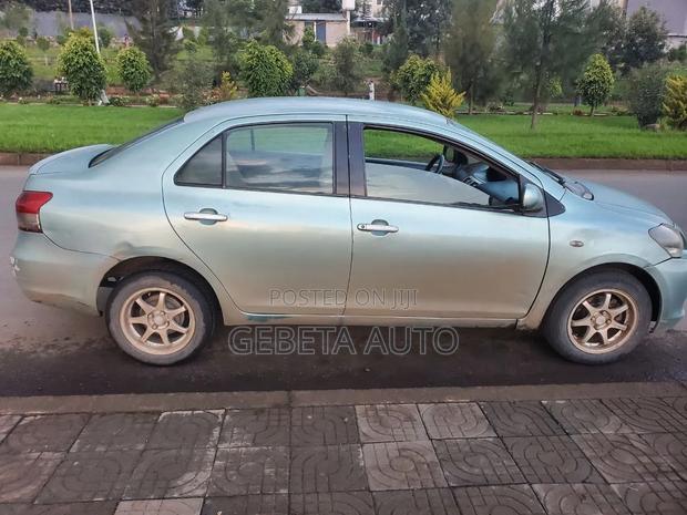 Toyota Yaris 2006