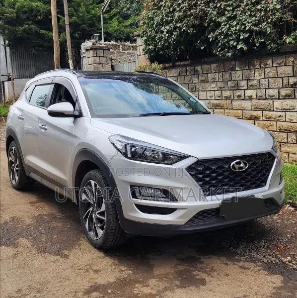 Hyundai Tucson 2019 Silver