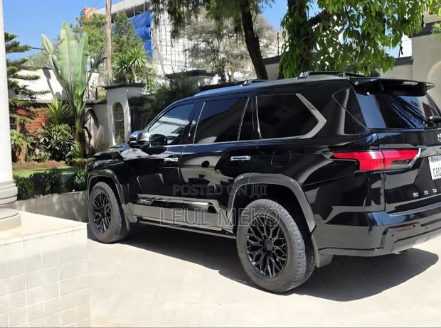 Toyota Sequoia 2025 Black