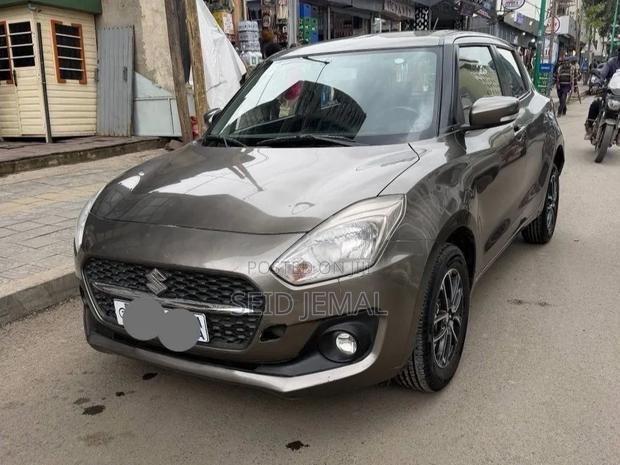 Suzuki Swift 2021 Gray