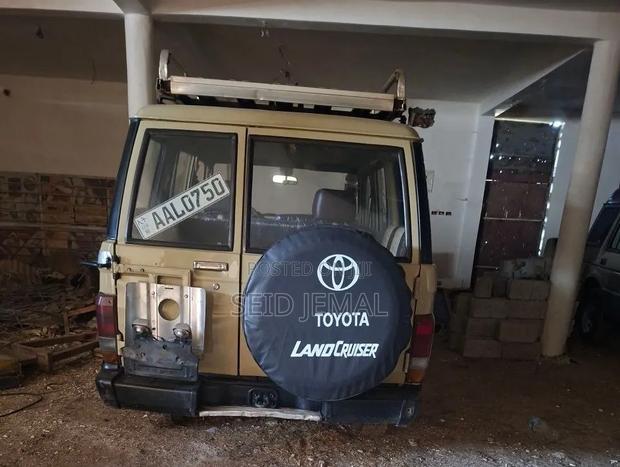 Toyota Land Cruiser 1992 Gray