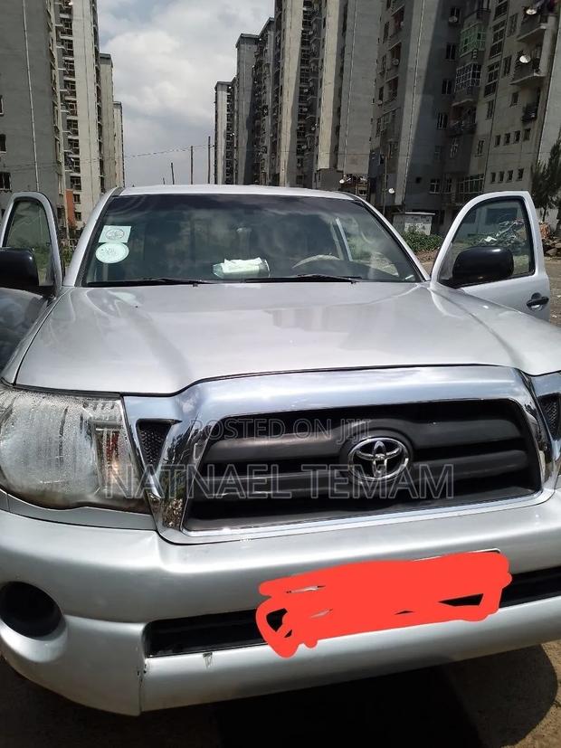 Toyota Tacoma 2008 Silver