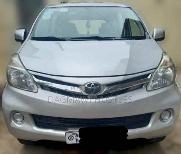 Toyota Avanza 2013 Silver