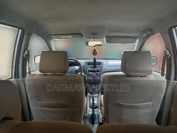 Toyota Avanza 2013 Silver