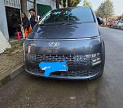 Hyundai Staria 2024 Gray for sale