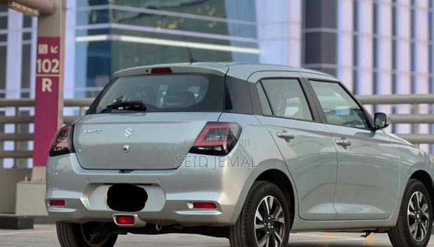New Suzuki Swift 2025 Silver